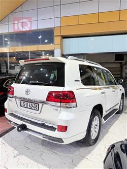 تويوتا لاندكروزر